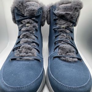 Skechers Womens 10 Smokey Blue Faux Fur Boots
